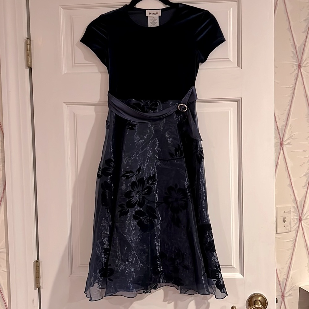 Byergirl Dark Blue Party Dress, Velvet Top and Chiffon Skirt, Ribbon Sash